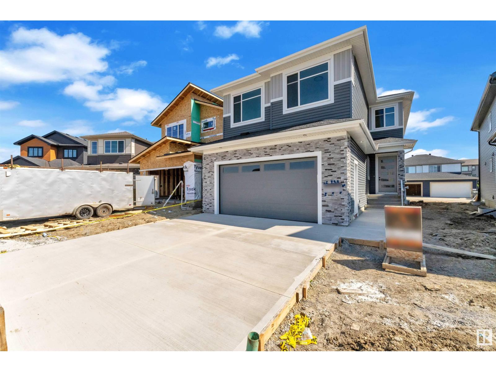 Photo 2 of 123 Lilac Cl, Leduc AB