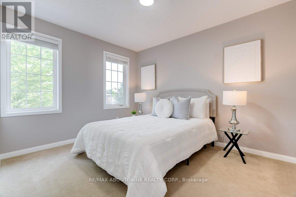 Photo 17 of 3133 Abernathy Way, Oakville ON