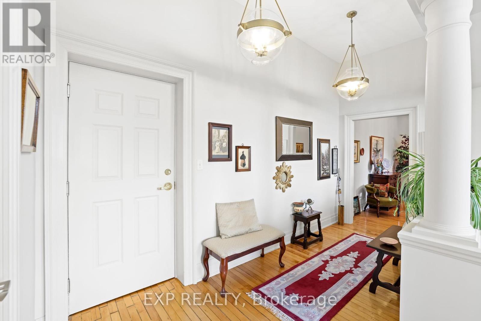 Photo 10 of 302 72 Pine Street N, Port Hope ON