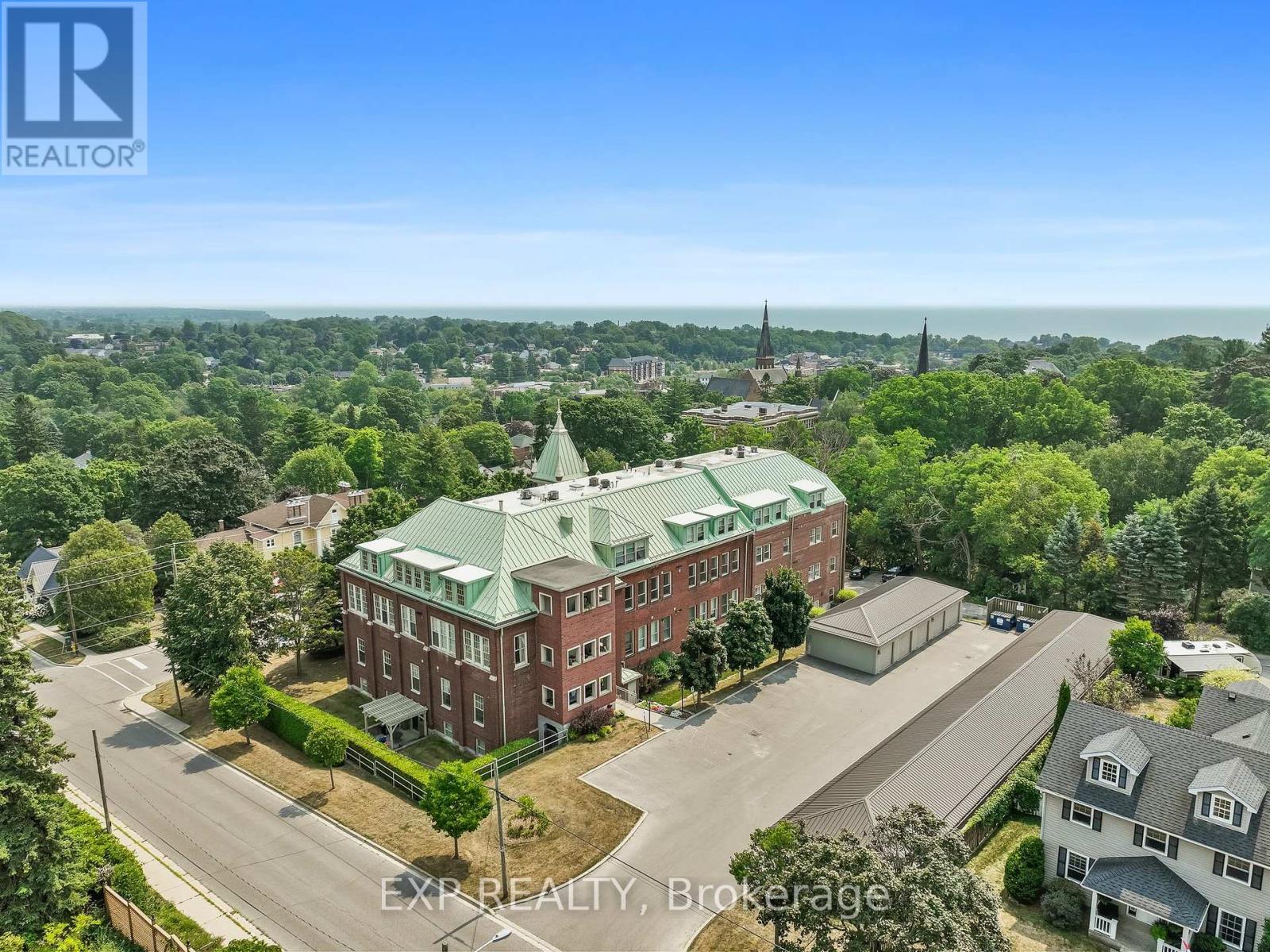 Photo 2 of 302 72 Pine Street N, Port Hope ON