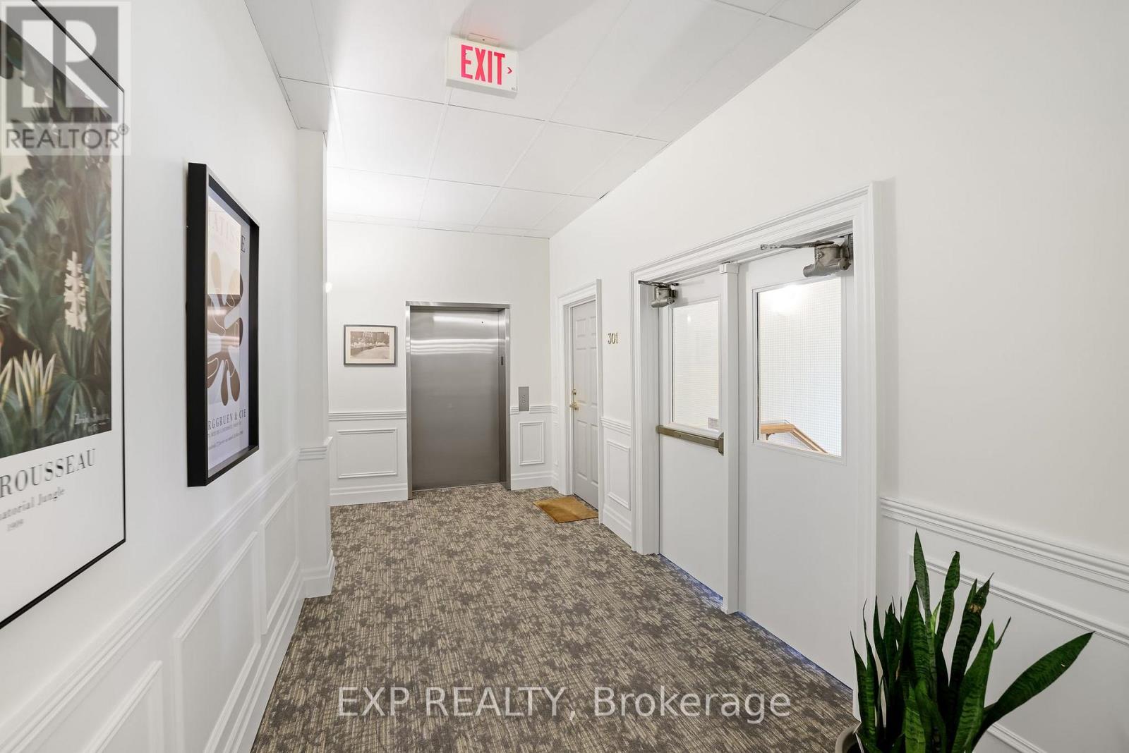 Photo 7 of 302 72 Pine Street N, Port Hope ON