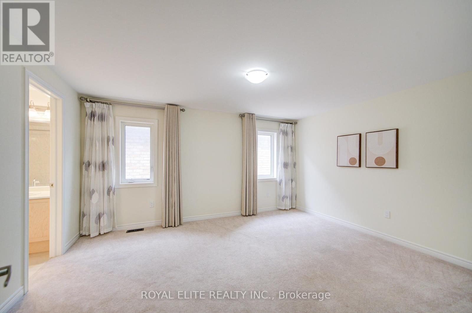 Photo 15 of 7 Goldeneye Drive, East Gwillimbury ON