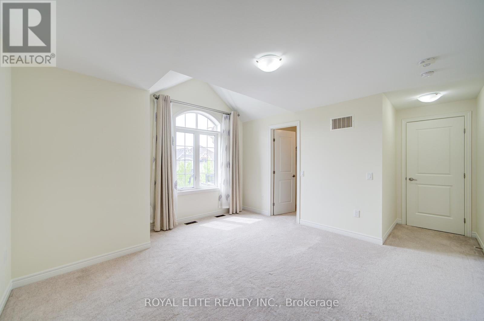 Photo 23 of 7 Goldeneye Drive, East Gwillimbury ON