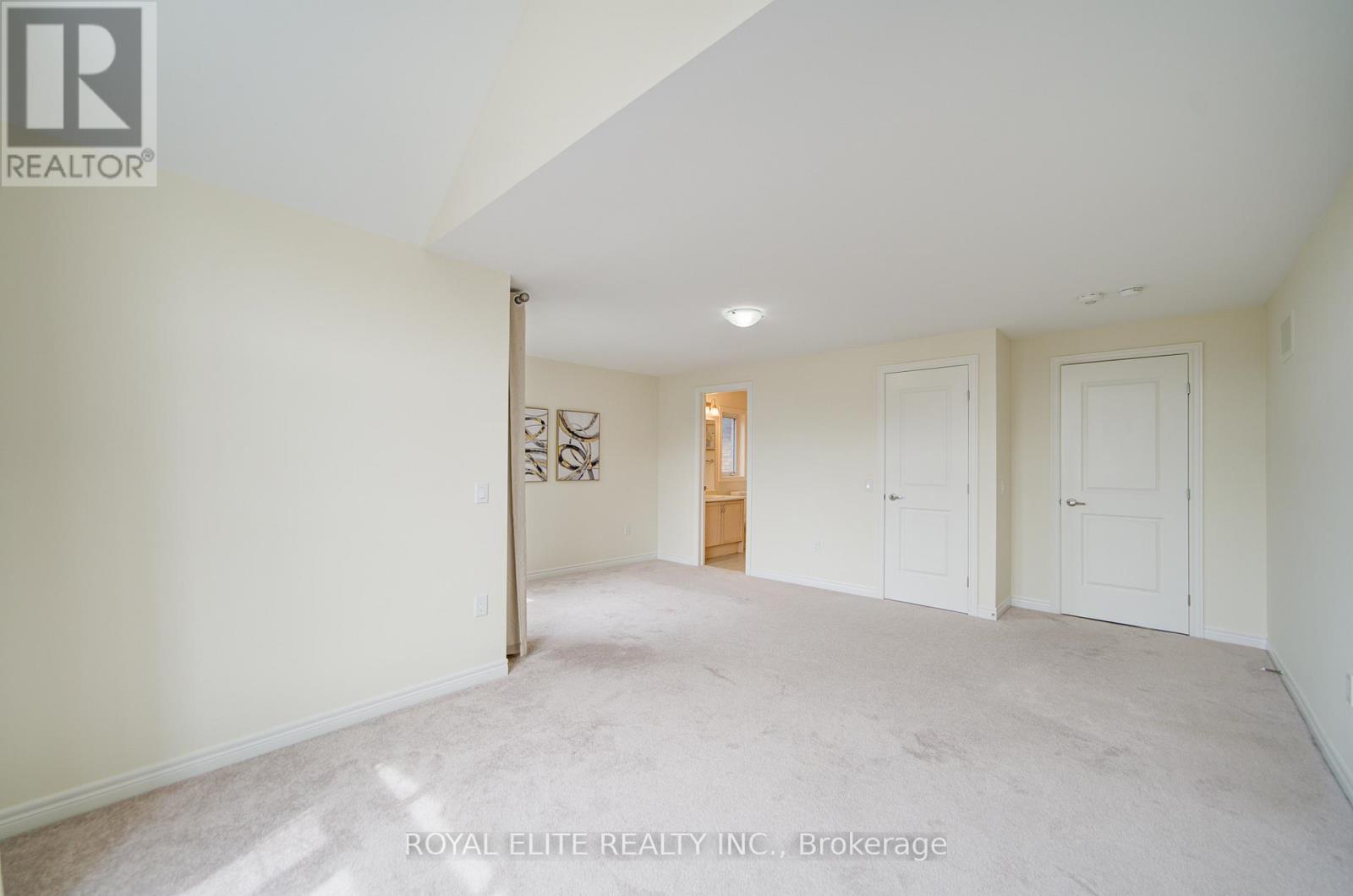 Photo 35 of 7 Goldeneye Drive, East Gwillimbury ON