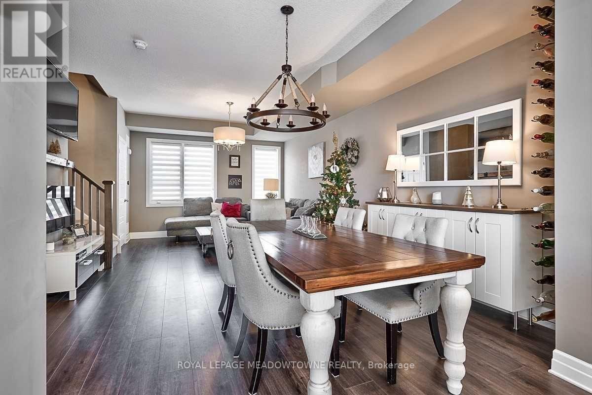 Photo 4 of 23 70 Plains Road W, Burlington ON