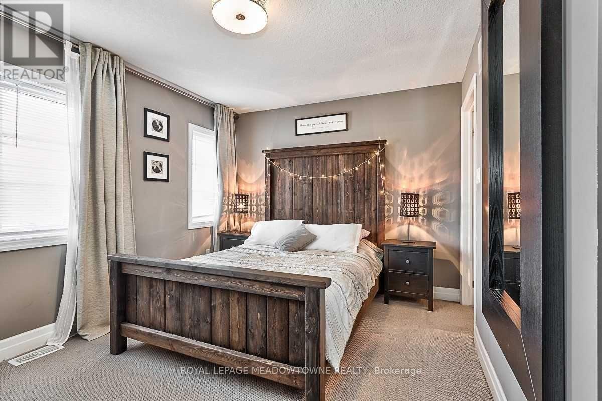 Photo 9 of 23 70 Plains Road W, Burlington ON