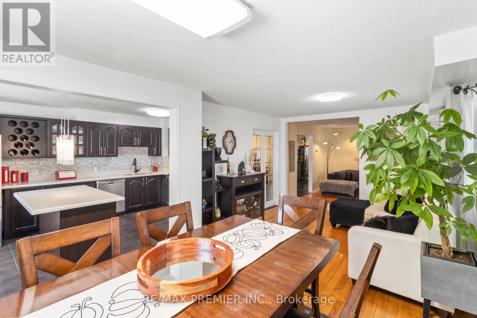 Photo 31 of 26 Ecclestone Drive, Brampton ON
