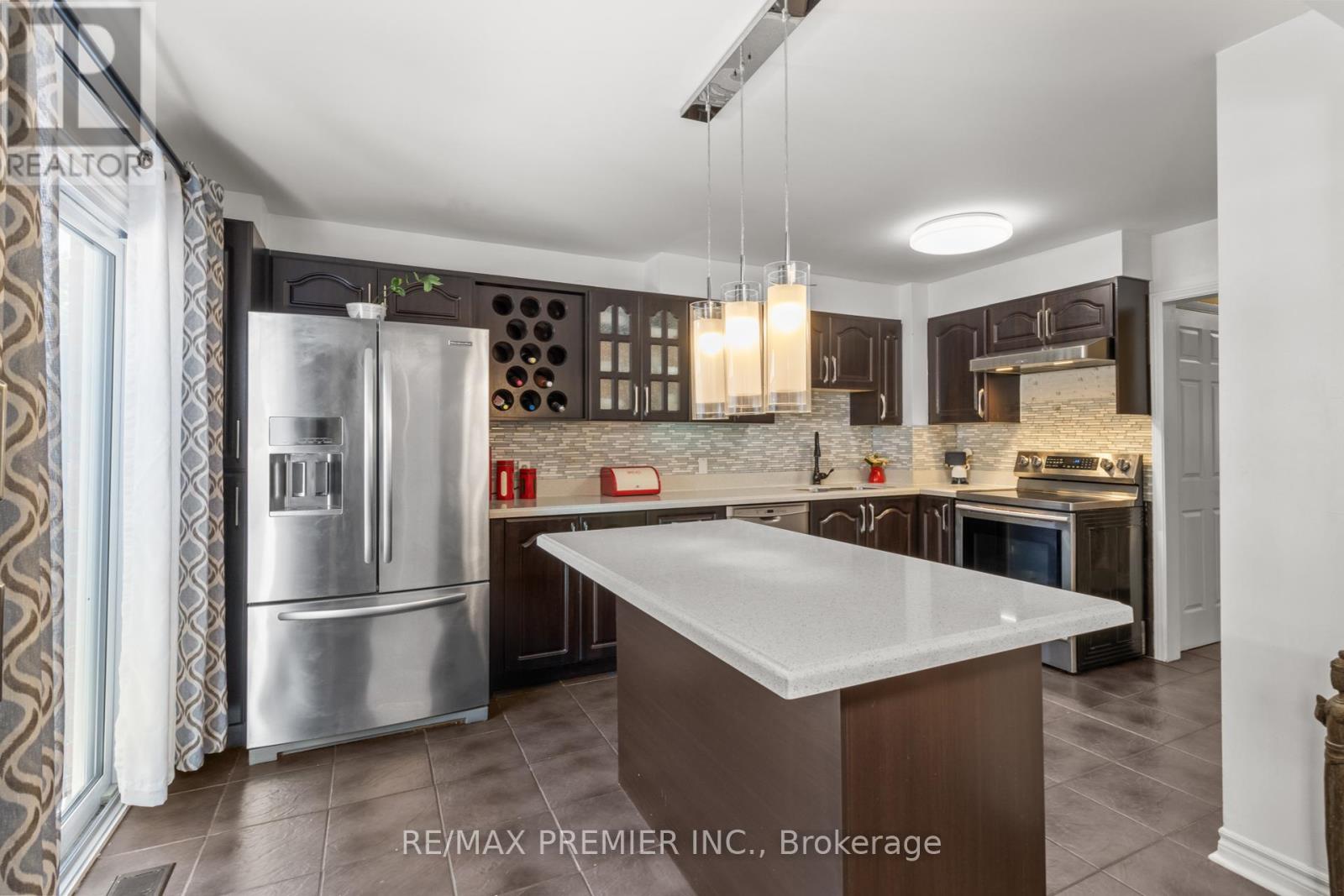 Photo 38 of 26 Ecclestone Drive, Brampton ON