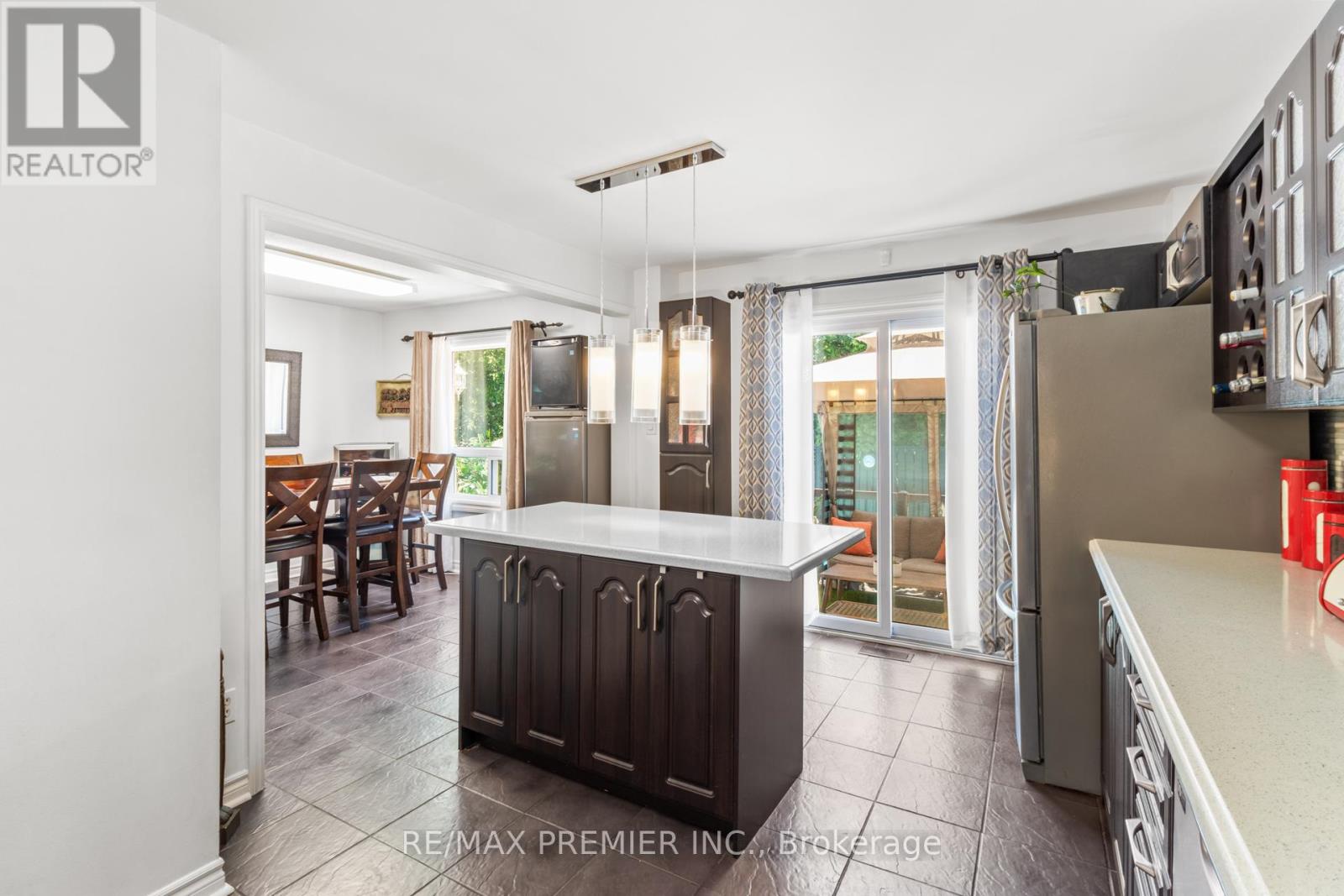 Photo 32 of 26 Ecclestone Drive, Brampton ON