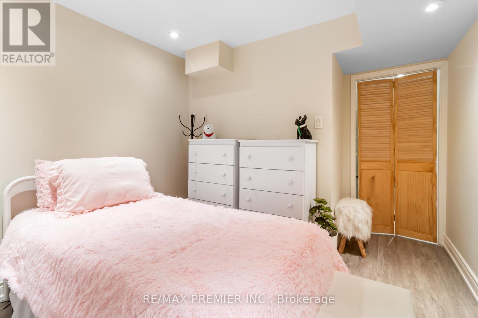 Photo 29 of 26 Ecclestone Drive, Brampton ON