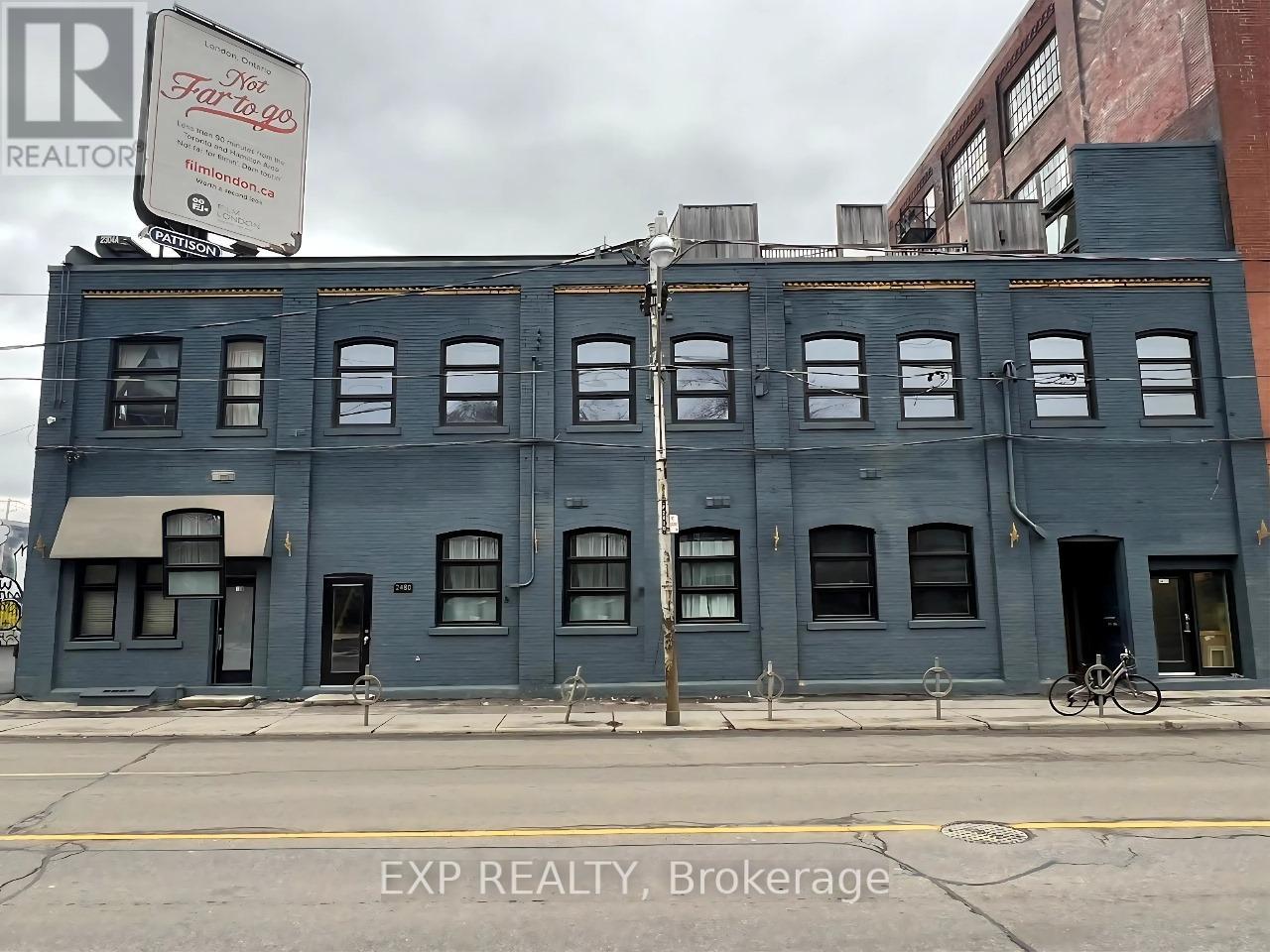 Photo 1 of 2480 Dundas Street W, Toronto ON