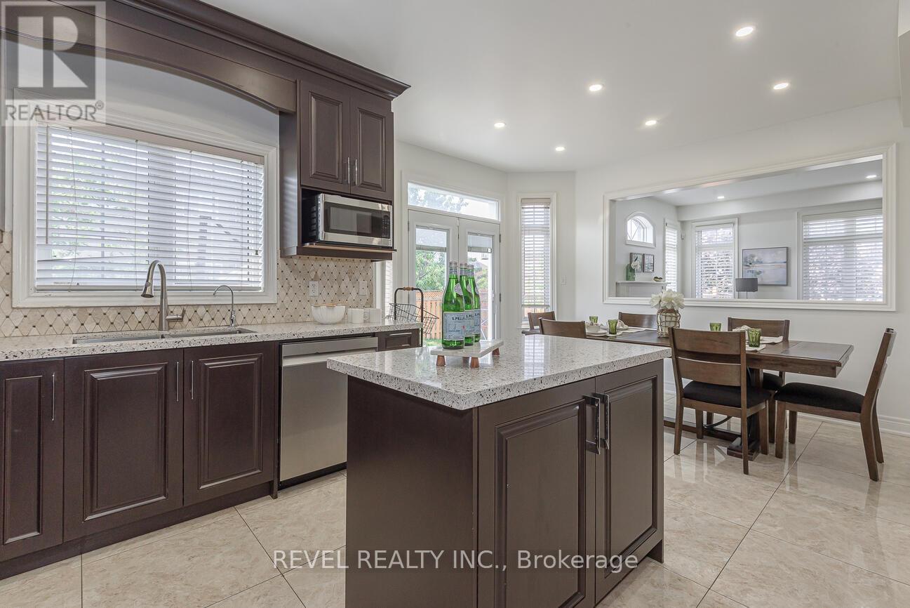 Photo 35 of 56 Redwillow Road, Brampton ON