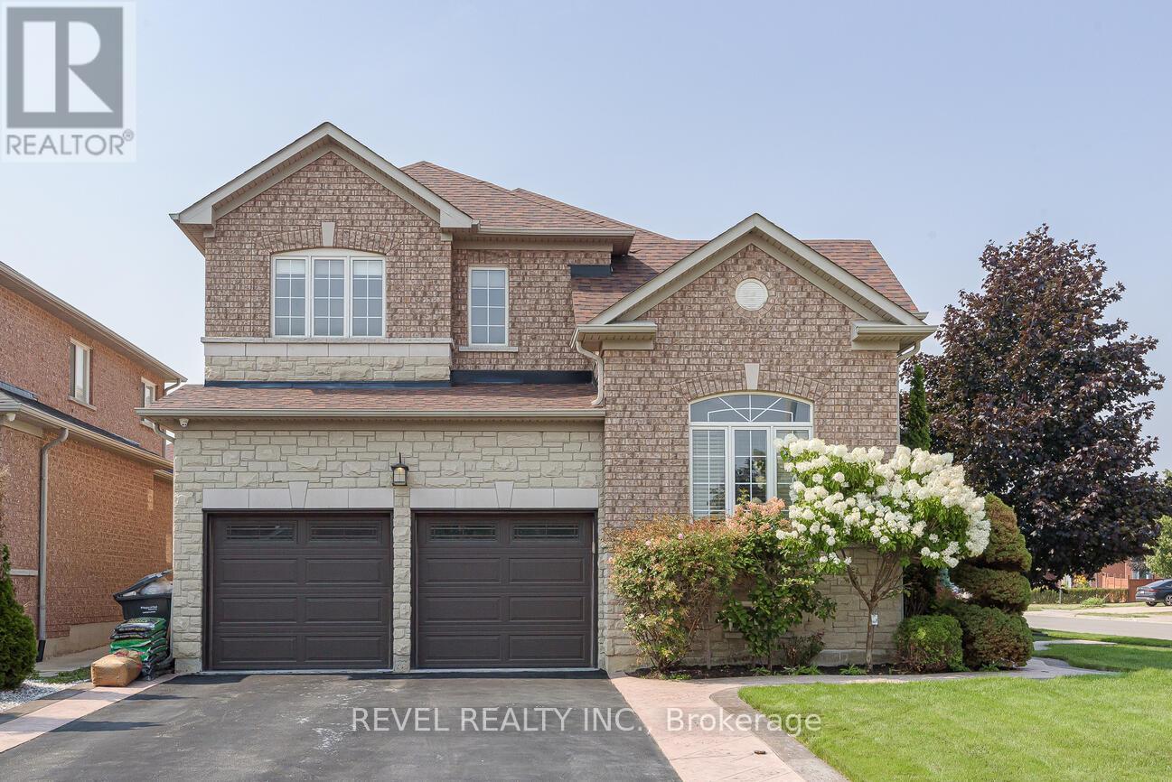 Photo 23 of 56 Redwillow Road, Brampton ON