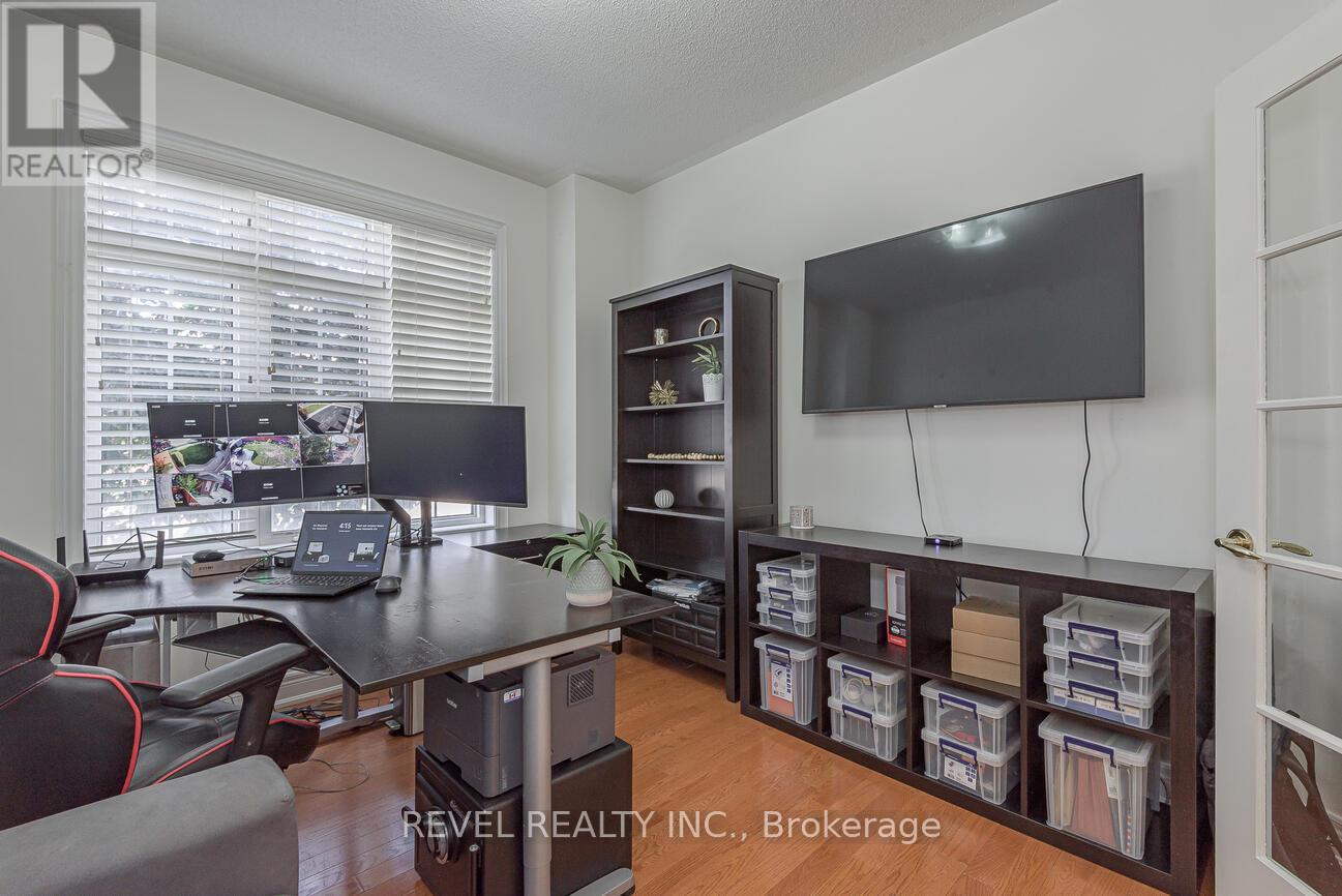 Photo 47 of 56 Redwillow Road, Brampton ON
