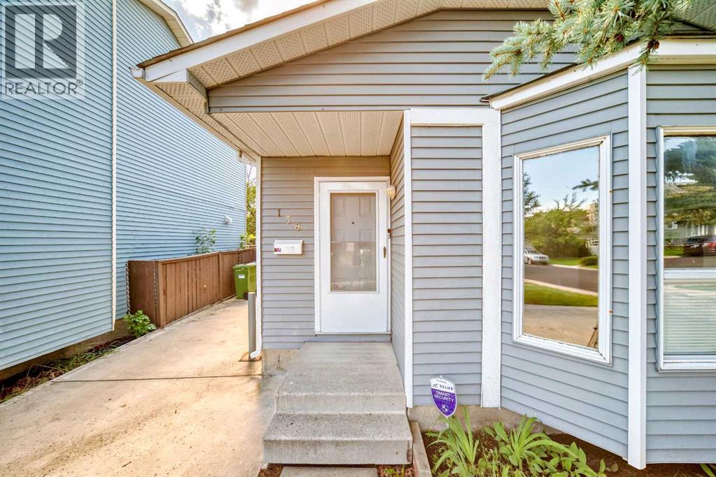 Single Family House 4 Level for Sale in  Sandstone Road NW Sandstone Valley Calgary 