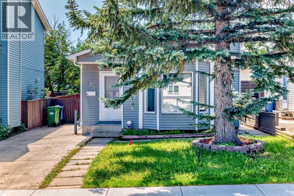 138 Sandstone Road NW, Calgary, Alberta