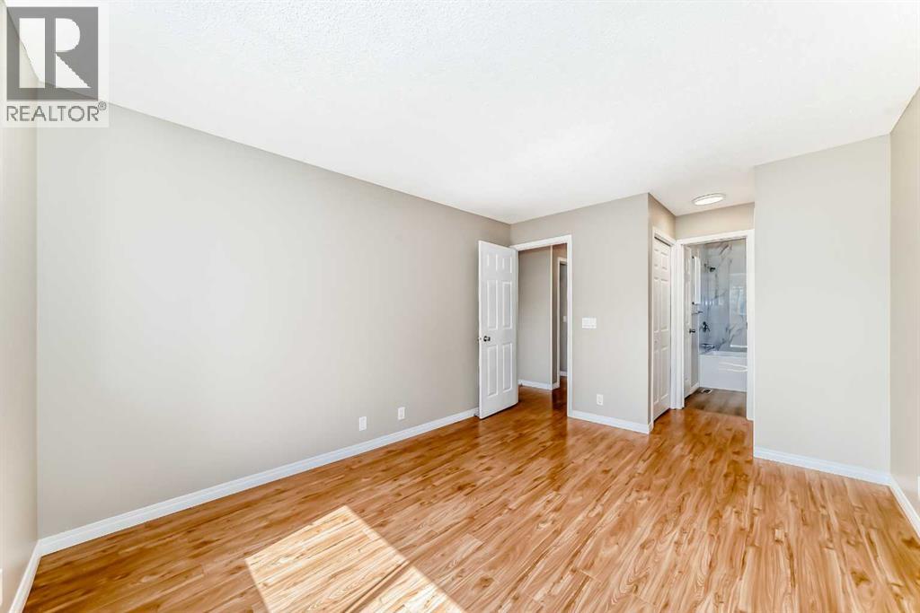 Single Family House 4 Level for Sale in  Sandstone Road NW Sandstone Valley Calgary 