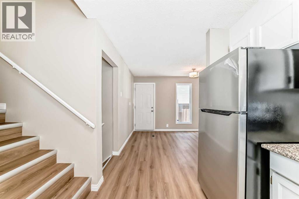 Single Family House 4 Level for Sale in  Sandstone Road NW Sandstone Valley Calgary 