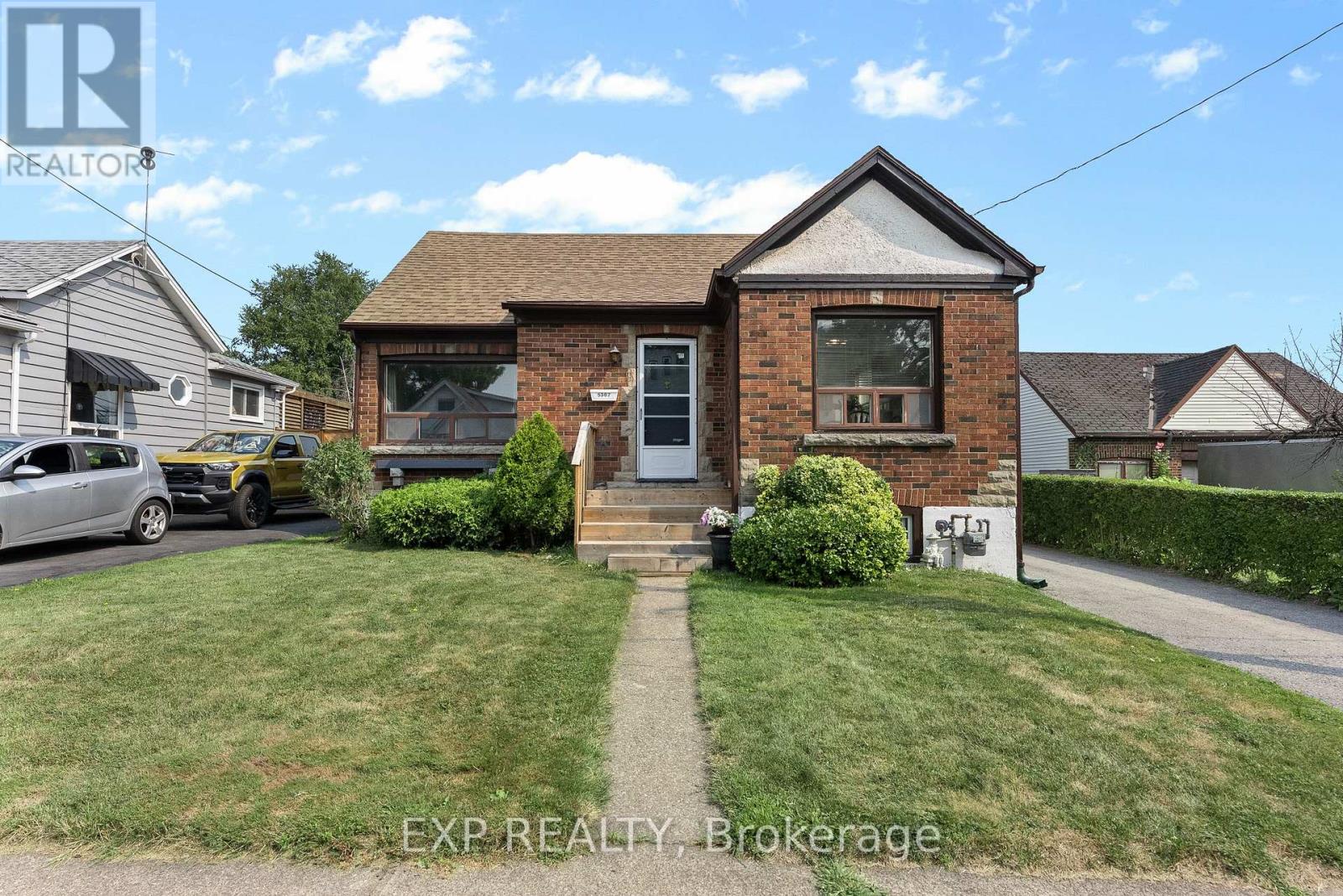 Photo 38 of 5387 Cedar Street, Niagara Falls ON