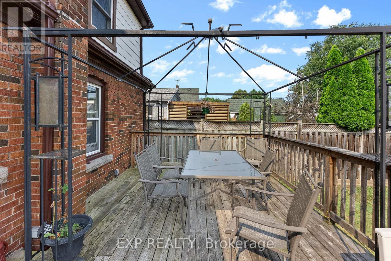 Photo 12 of 5387 Cedar Street, Niagara Falls ON
