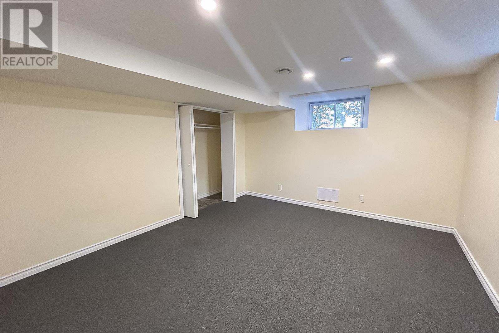 Photo 12 of 449 Wellington St, Sault Ste Marie ON