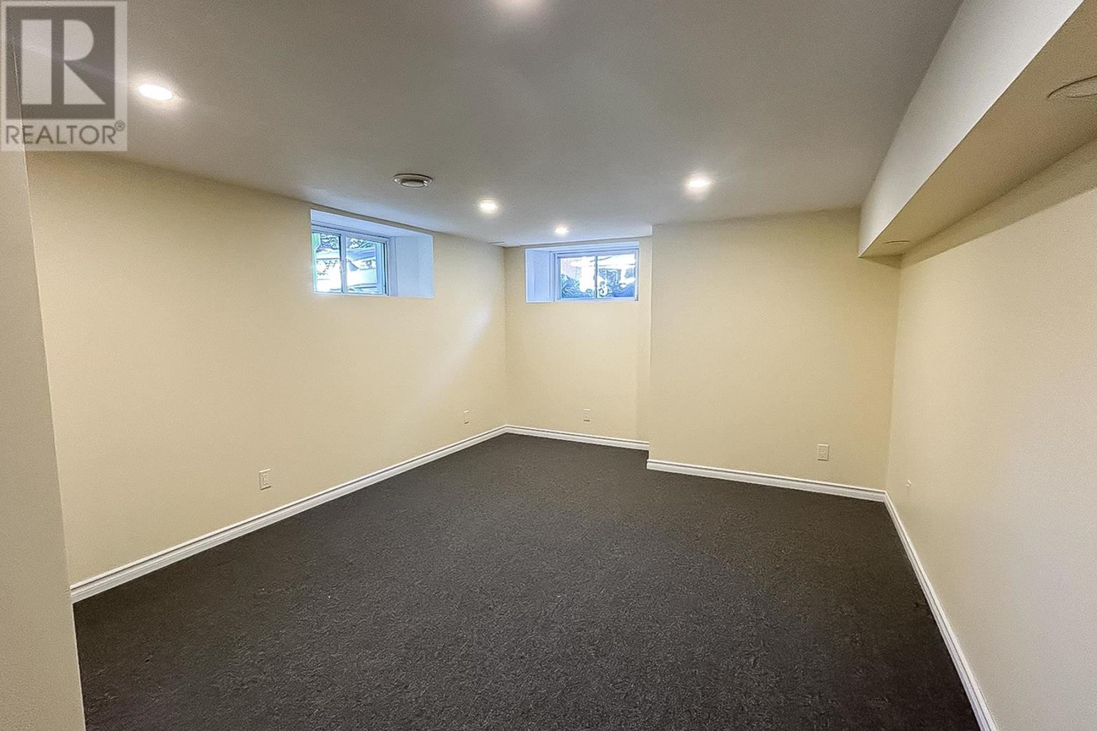 Photo 33 of 449 Wellington St, Sault Ste Marie ON