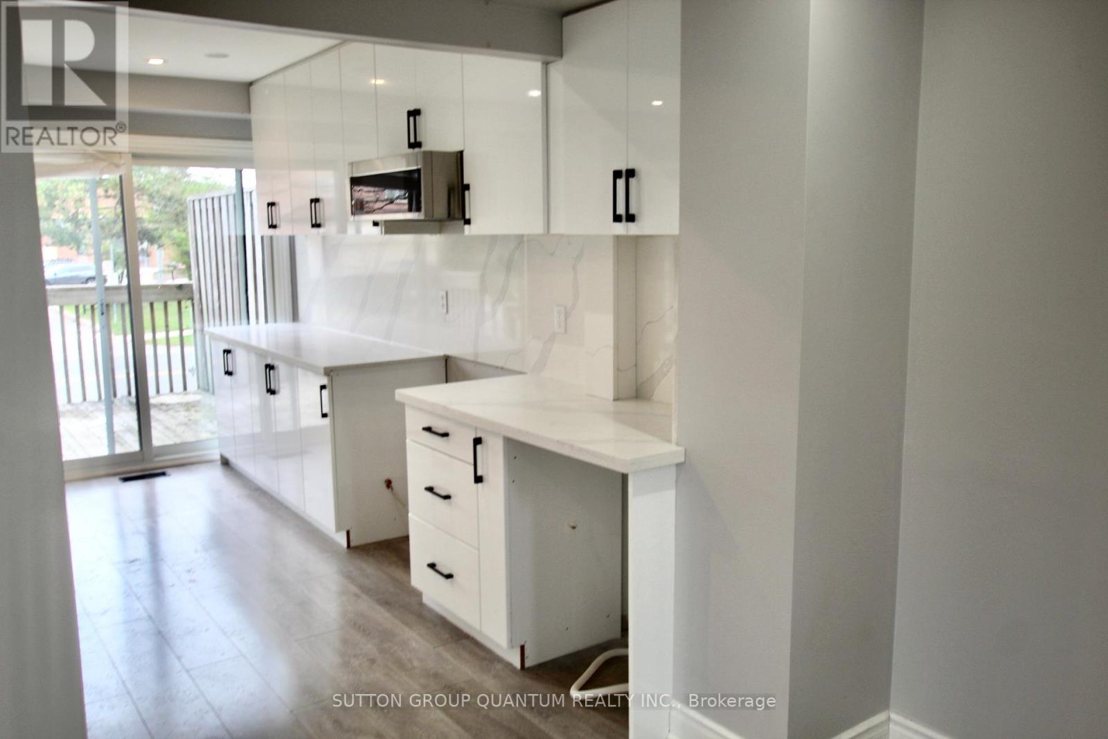 Photo 23 of 25 6780 Formentera Avenue, Mississauga ON