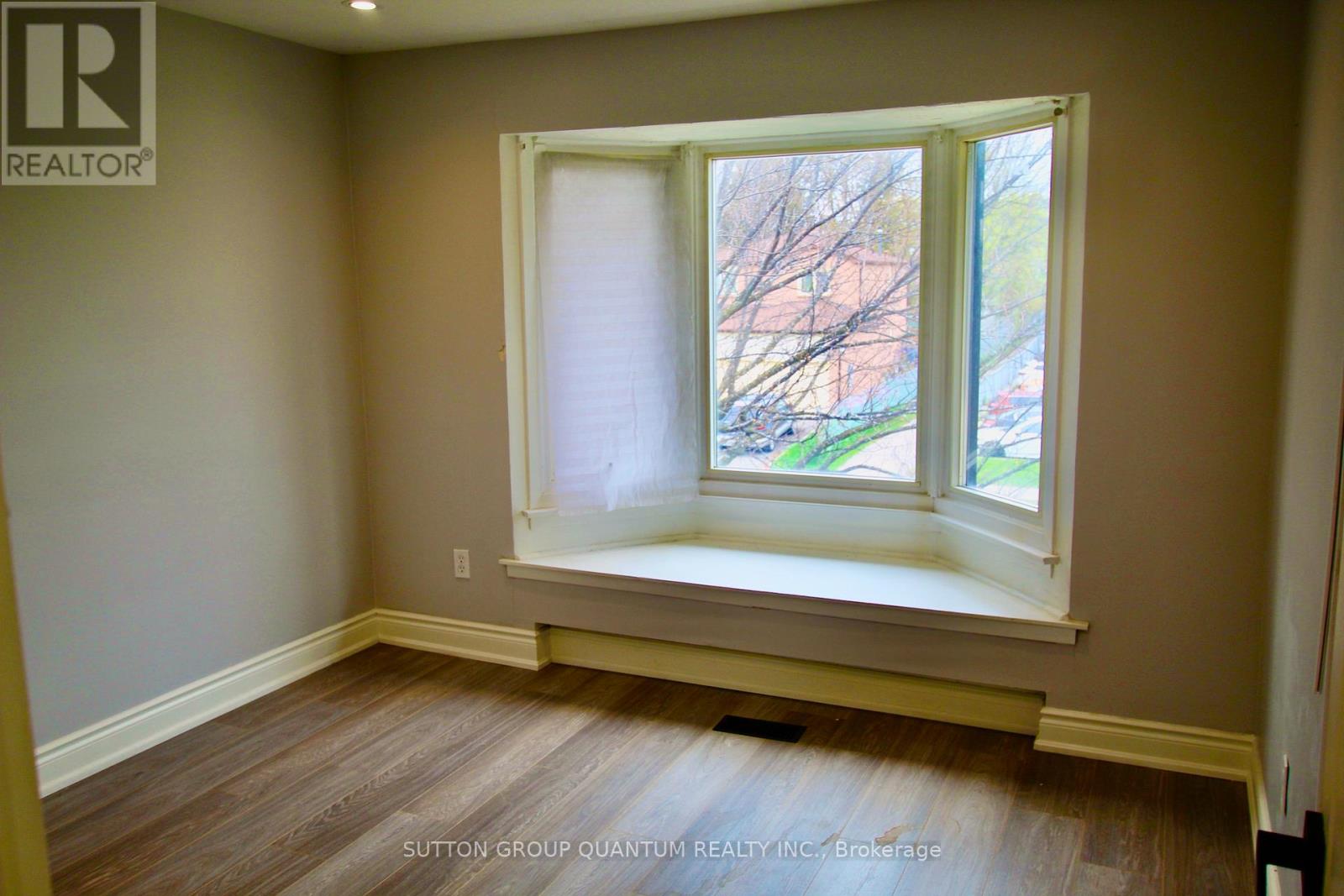 Photo 18 of 25 6780 Formentera Avenue, Mississauga ON