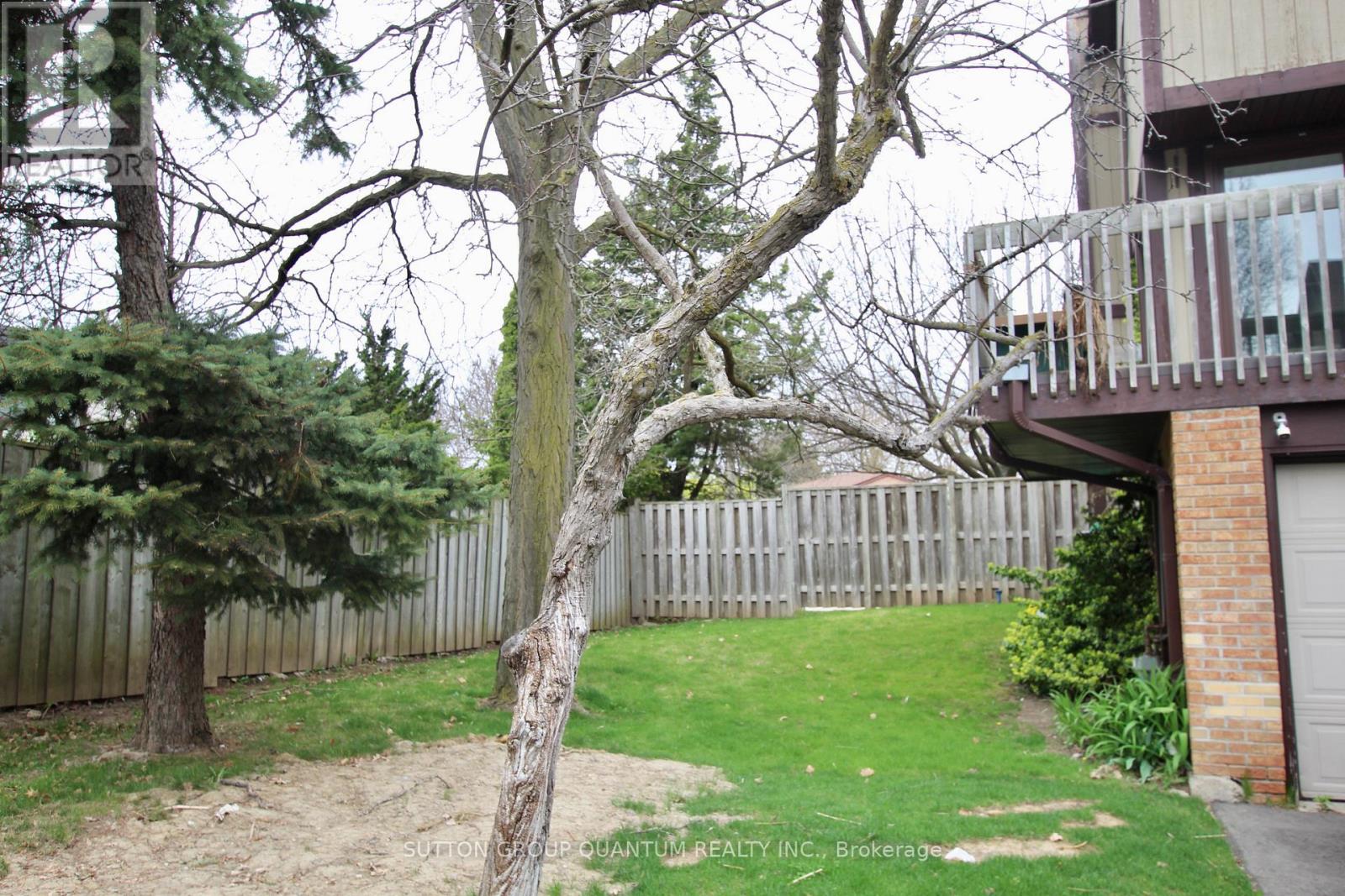 Photo 16 of 25 6780 Formentera Avenue, Mississauga ON