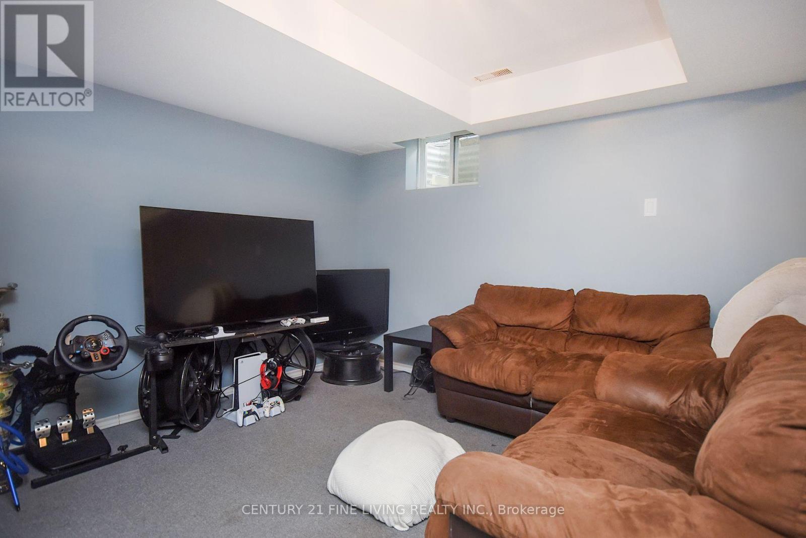 Photo 20 of 34 2700 Battleford Road, Mississauga ON