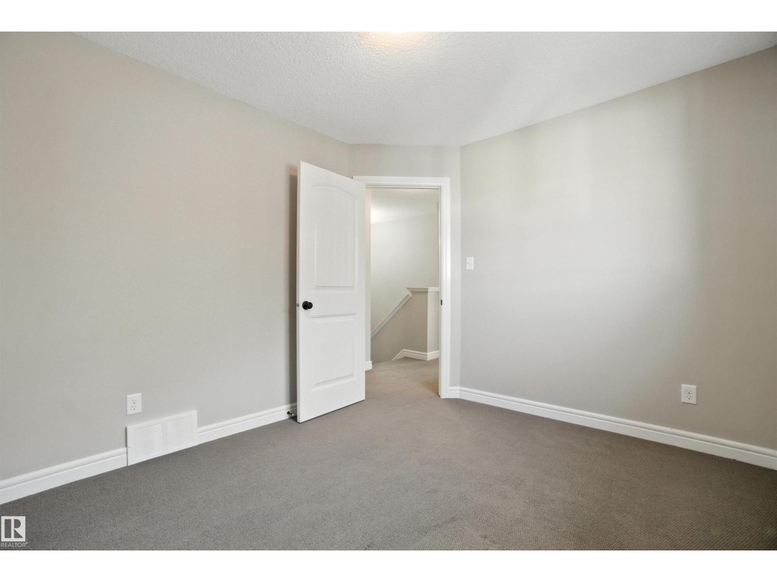 Photo 22 of 2424 Glenridding Bv Sw, Edmonton AB