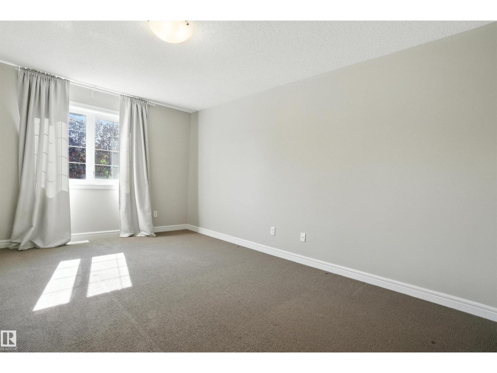 Photo 24 of 2424 Glenridding Bv Sw, Edmonton AB