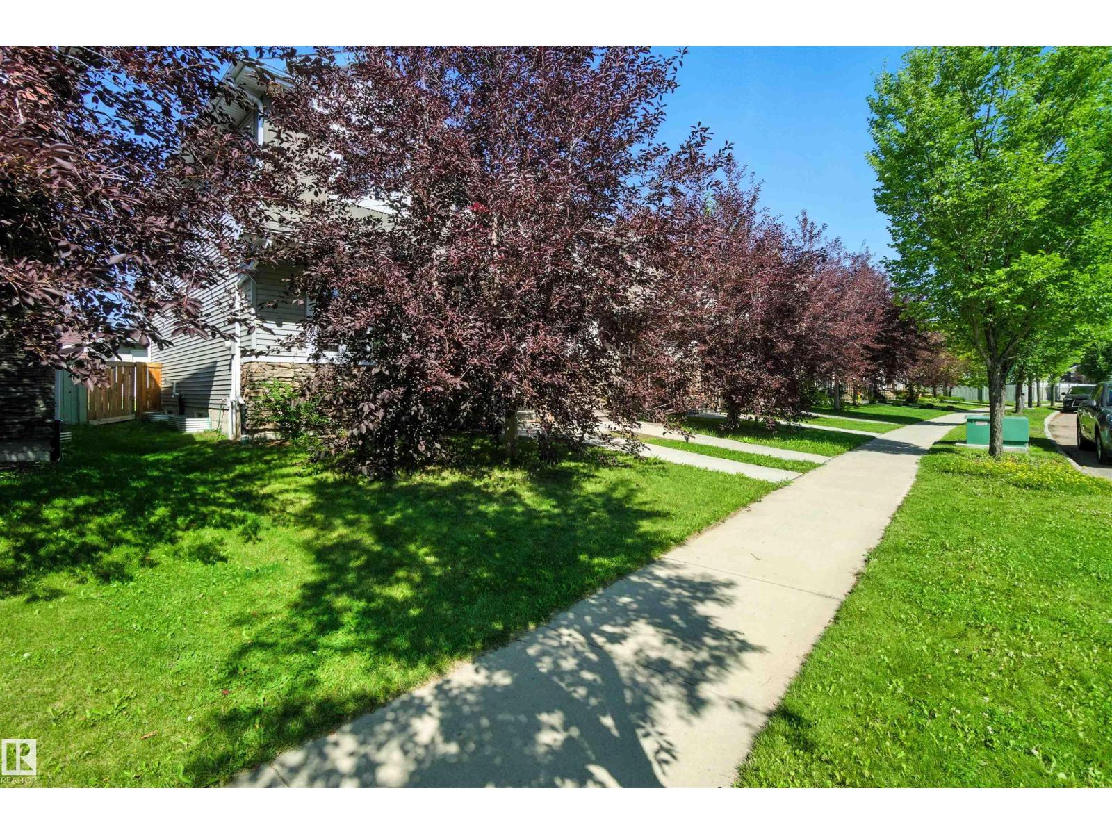 Photo 3 of 2424 Glenridding Bv Sw, Edmonton AB