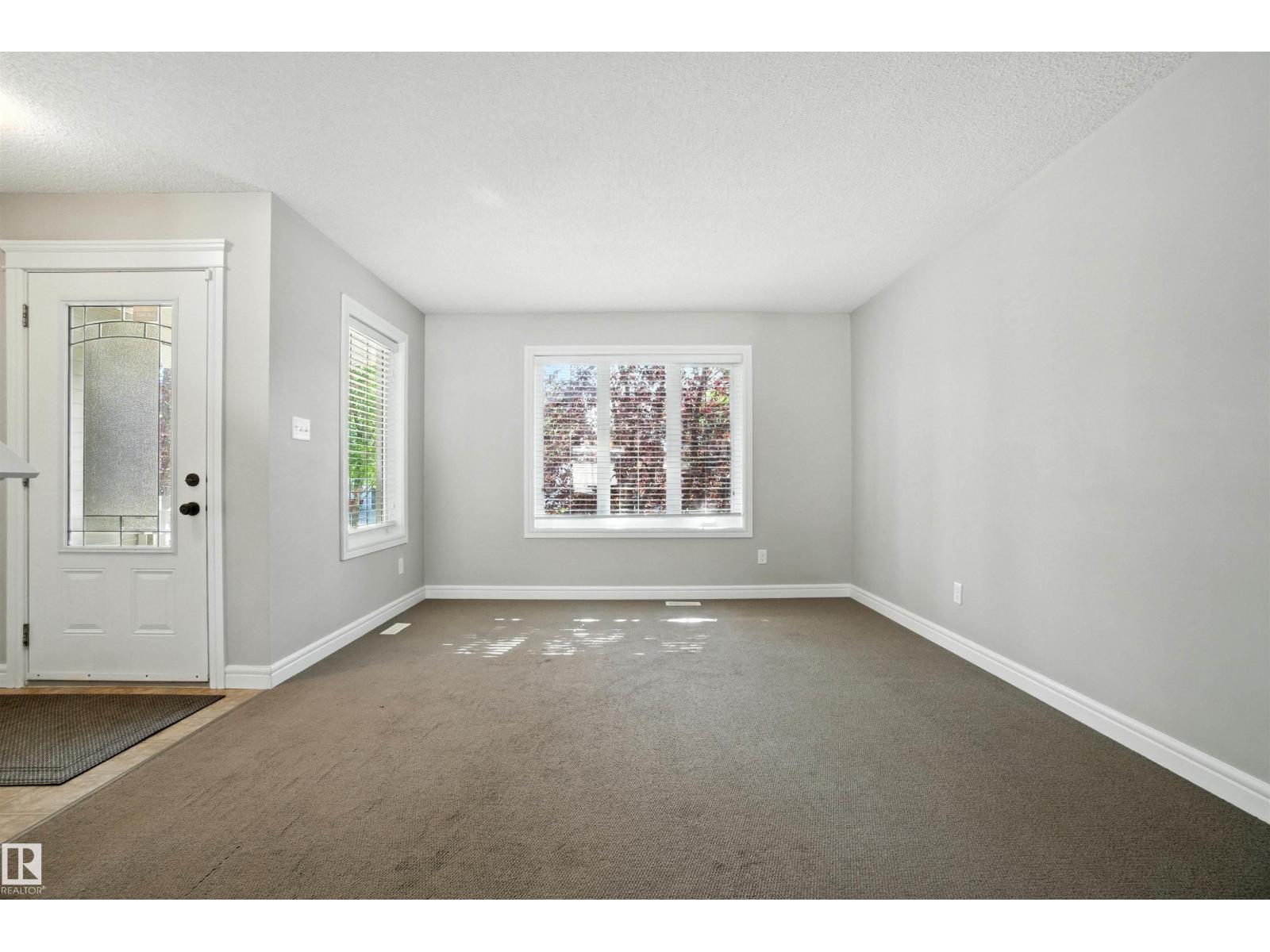 Photo 8 of 2424 Glenridding Bv Sw, Edmonton AB
