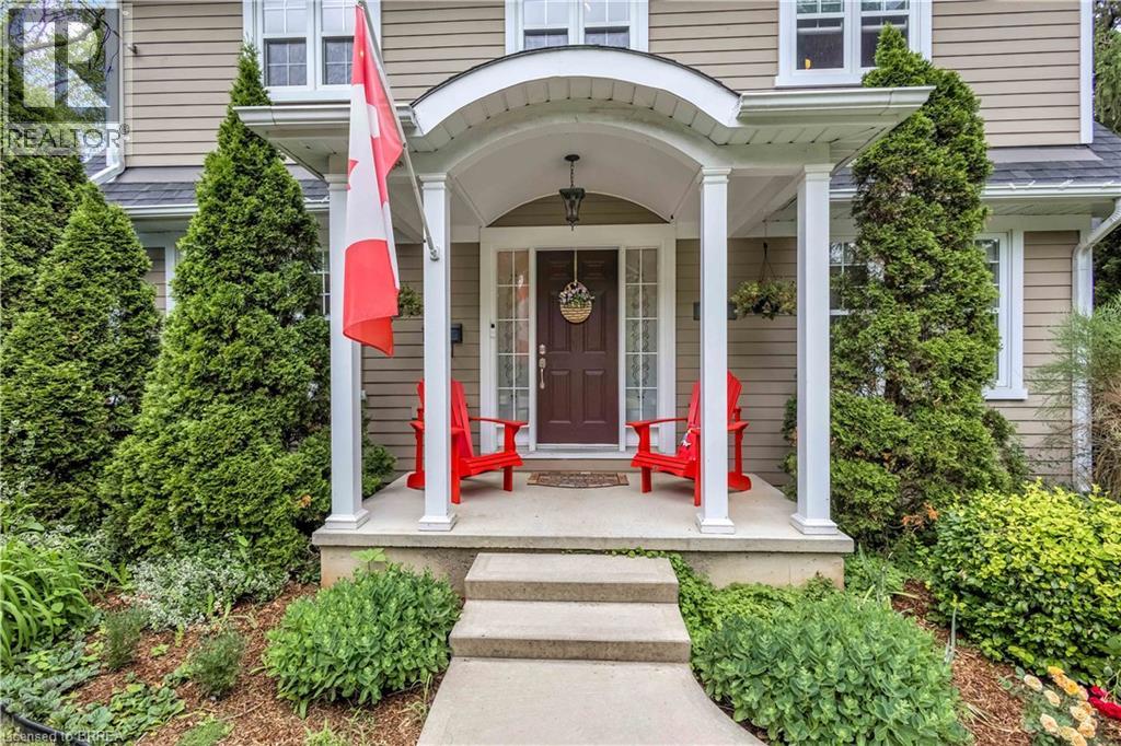 Photo 29 of 144 Glenwood Drive, Brantford ON