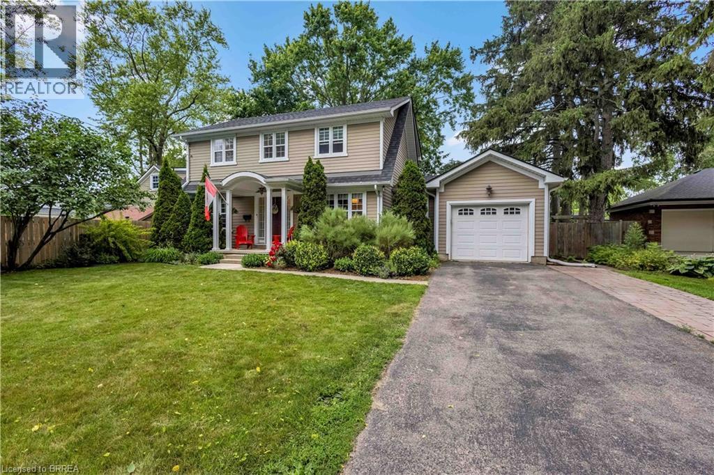 Photo 12 of 144 Glenwood Drive, Brantford ON