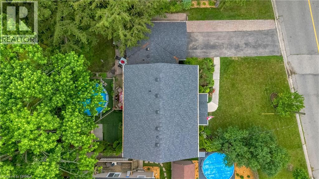 Photo 5 of 144 Glenwood Drive, Brantford ON