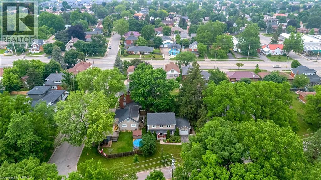Photo 49 of 144 Glenwood Drive, Brantford ON
