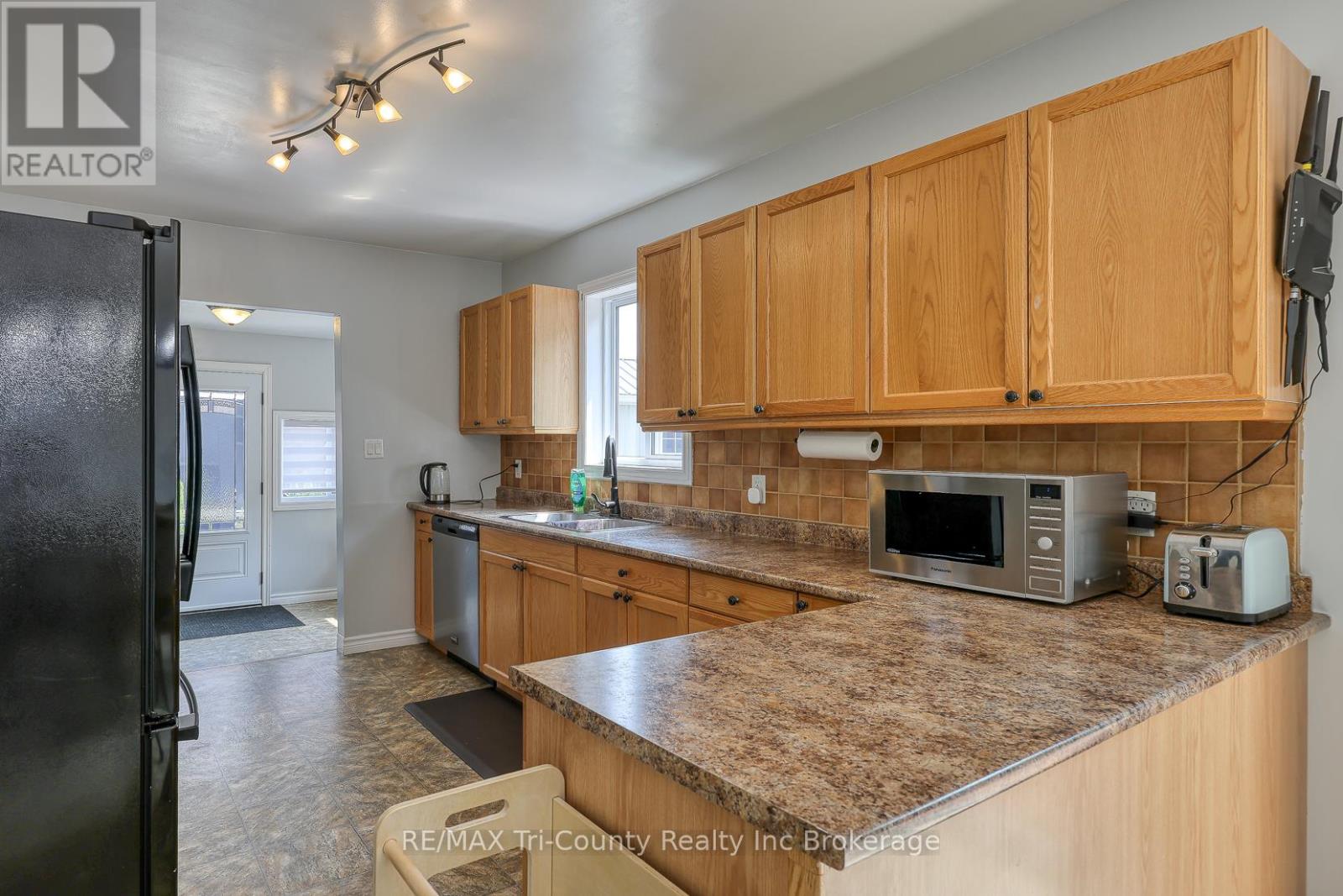 Photo 23 of 180 Talbot Street, Norfolk ON