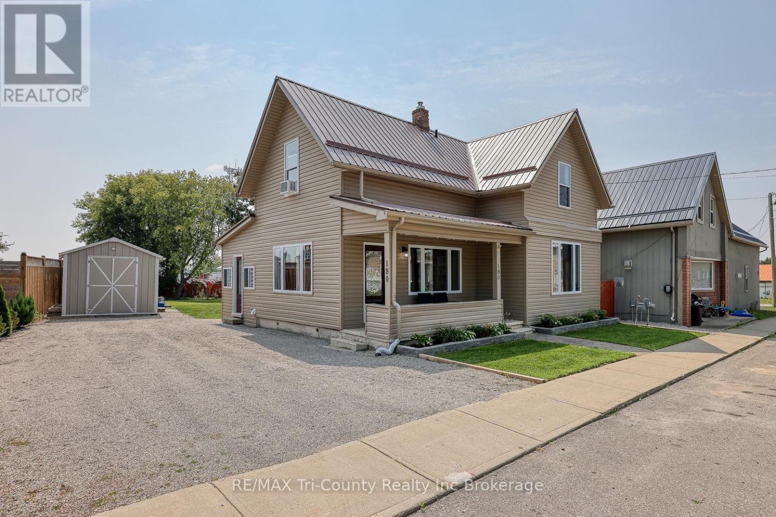 Photo 5 of 180 Talbot Street, Norfolk ON