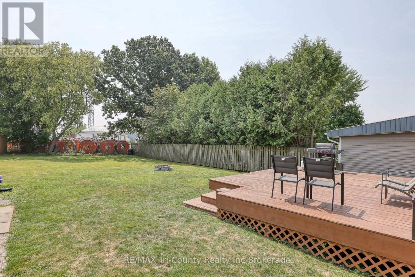 Photo 8 of 180 Talbot Street, Norfolk ON