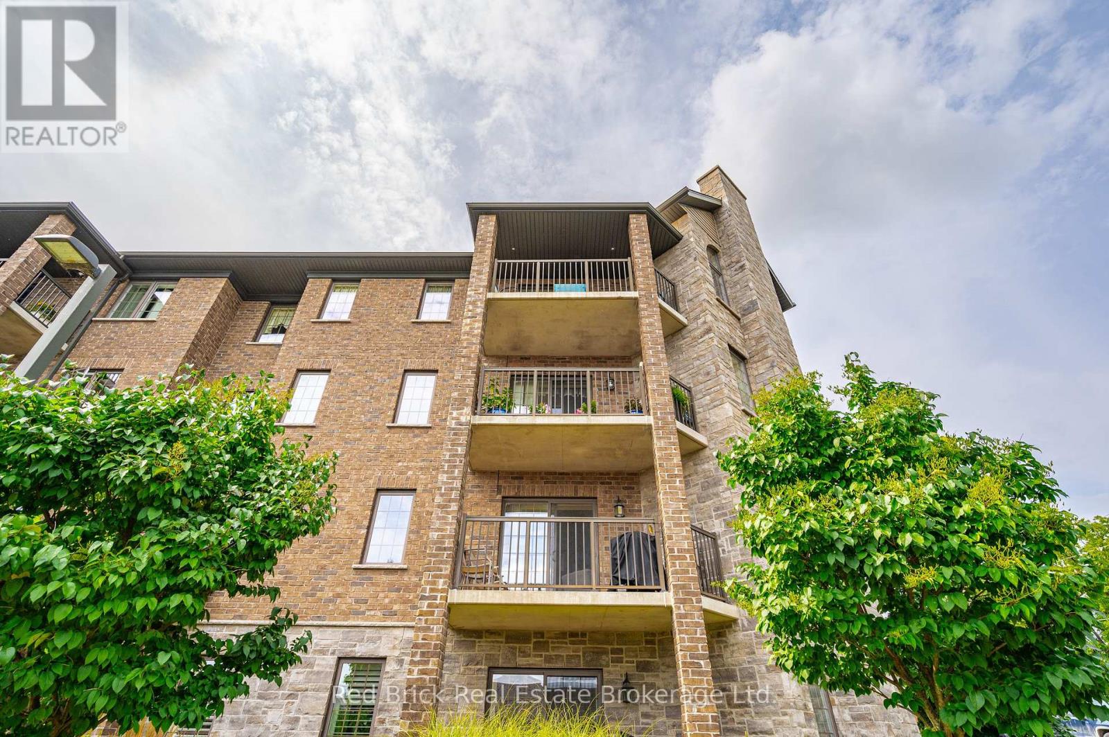 Photo 2 of 207 6492 Gerrie Road, Centre Wellington ON