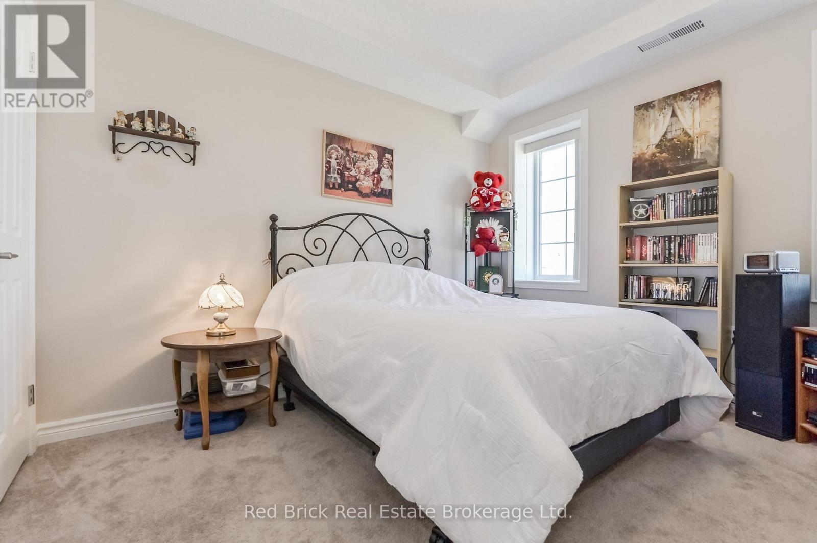Photo 20 of 207 6492 Gerrie Road, Centre Wellington ON