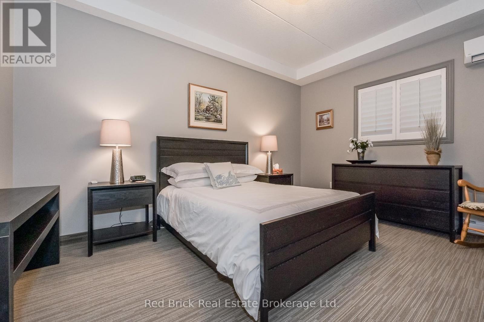 Photo 27 of 207 6492 Gerrie Road, Centre Wellington ON