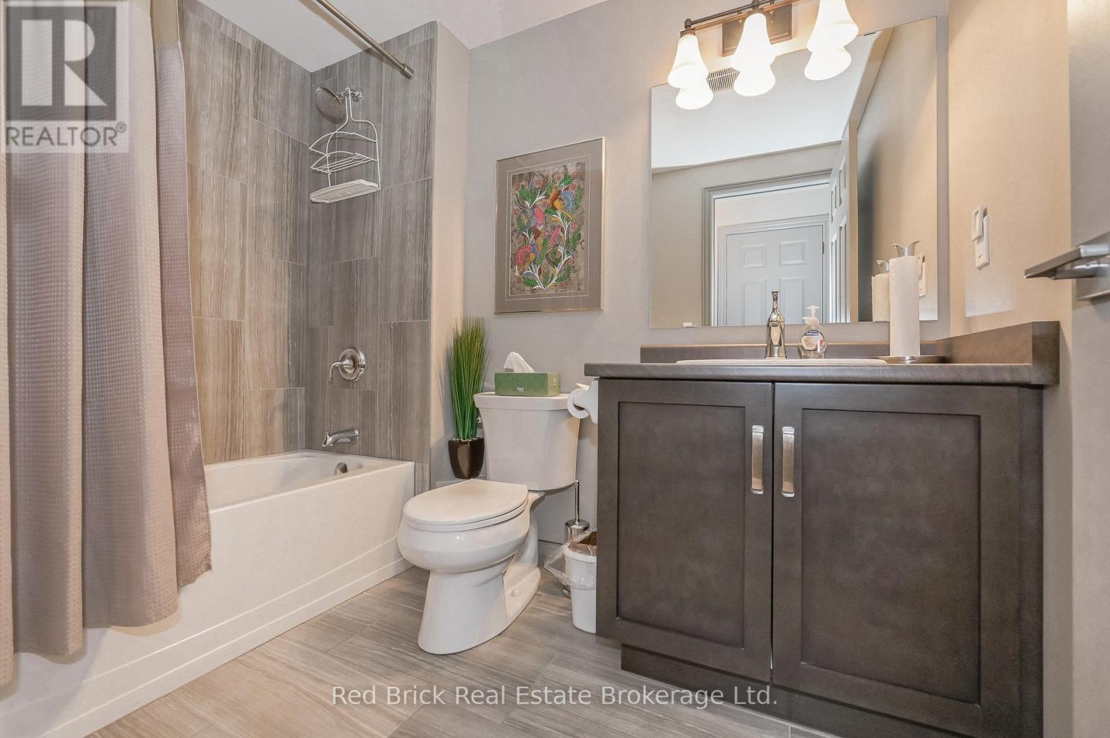 Photo 28 of 207 6492 Gerrie Road, Centre Wellington ON