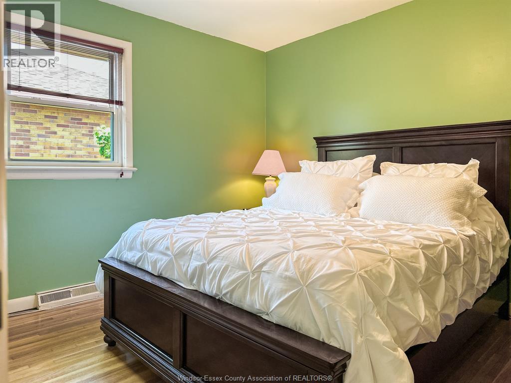Photo 9 of 1871 Chandler, Windsor ON
