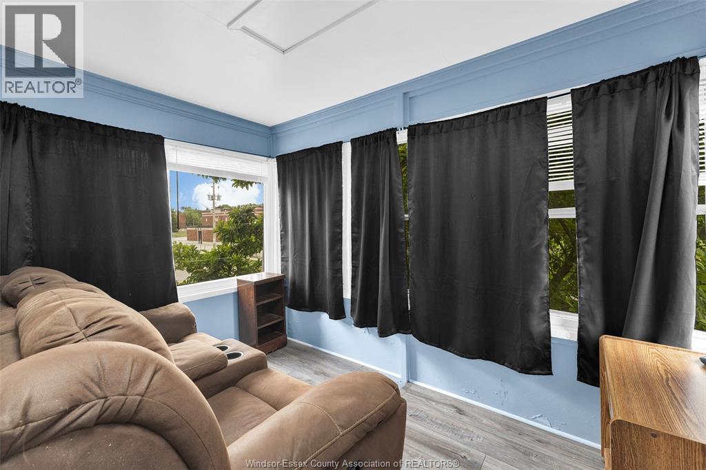 Photo 6 of 1620 Ellrose, Windsor ON