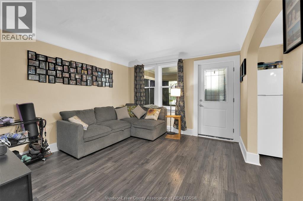 Photo 9 of 1620 Ellrose, Windsor ON