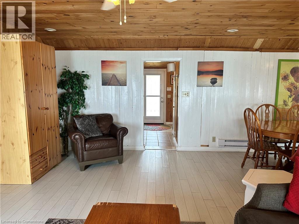 Photo 19 of 2110 Lakeshore Road, Dunnville ON