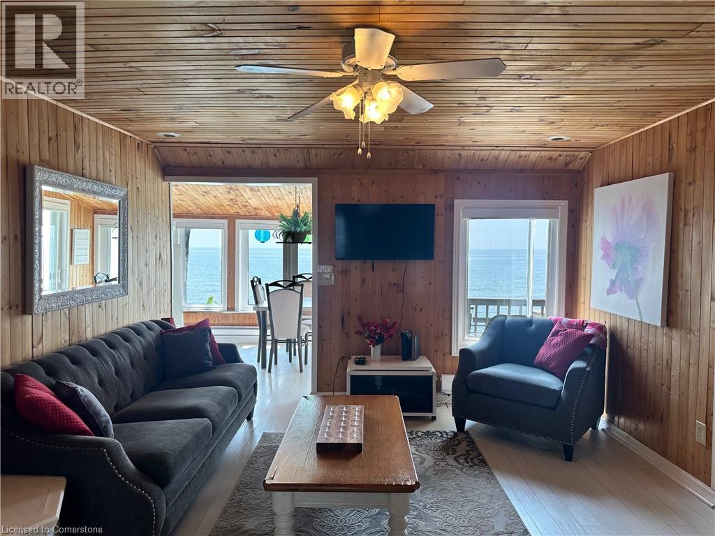 Photo 20 of 2110 Lakeshore Road, Dunnville ON
